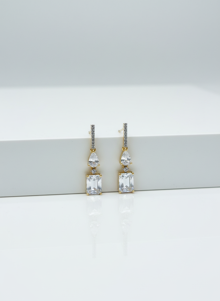 Brinco 1 filete de zircônias com pedras